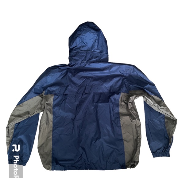 Vintage Columbia XXL WindBreaker - Picture 5 of 5